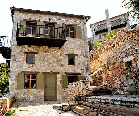 Diotima's Homes Hotel 3*